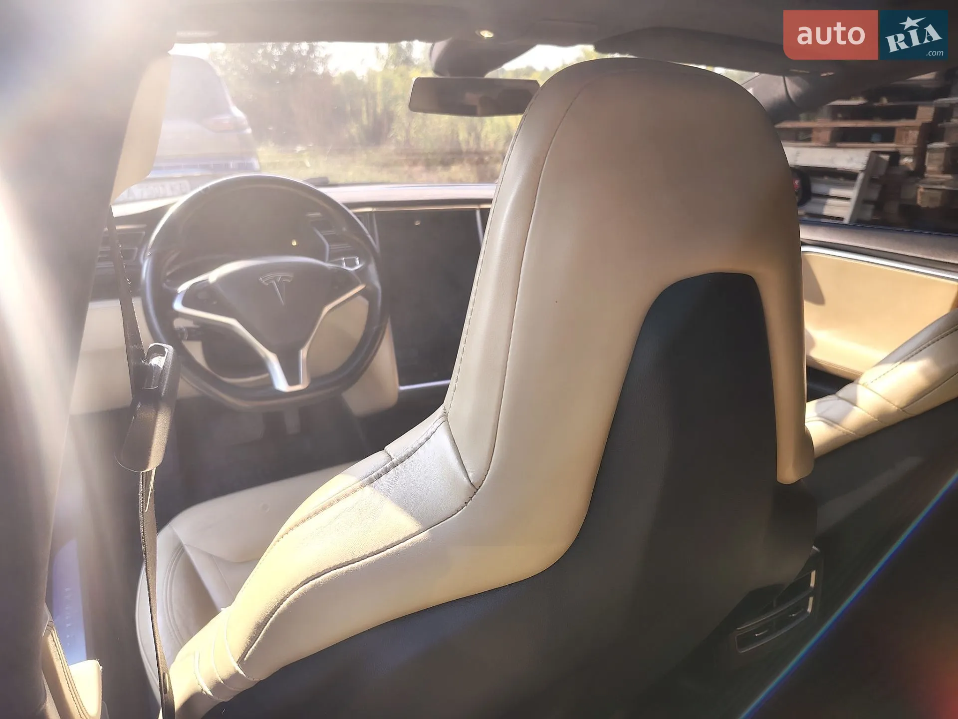 2015 Tesla Model S - мініатюра 13