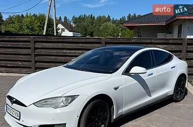 Лифтбек Tesla Model S 2014 в Житомире