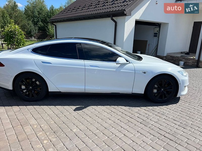 Ліфтбек Tesla Model S 2014 в Житомирі фото 4 Ліфтбек Tesla Model S 2014 в Житомирі