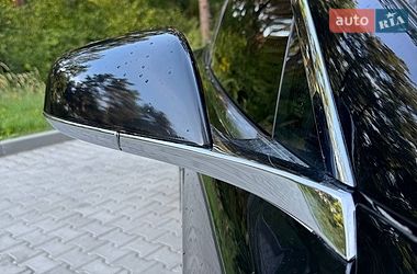 Лифтбек Tesla Model S 2014 в Новояворовске