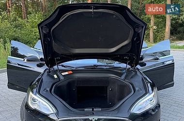 Лифтбек Tesla Model S 2014 в Новояворовске