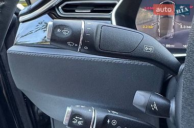 Лифтбек Tesla Model S 2014 в Новояворовске