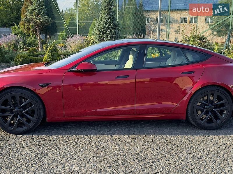Ліфтбек Tesla Model S 2022 в Жовкві