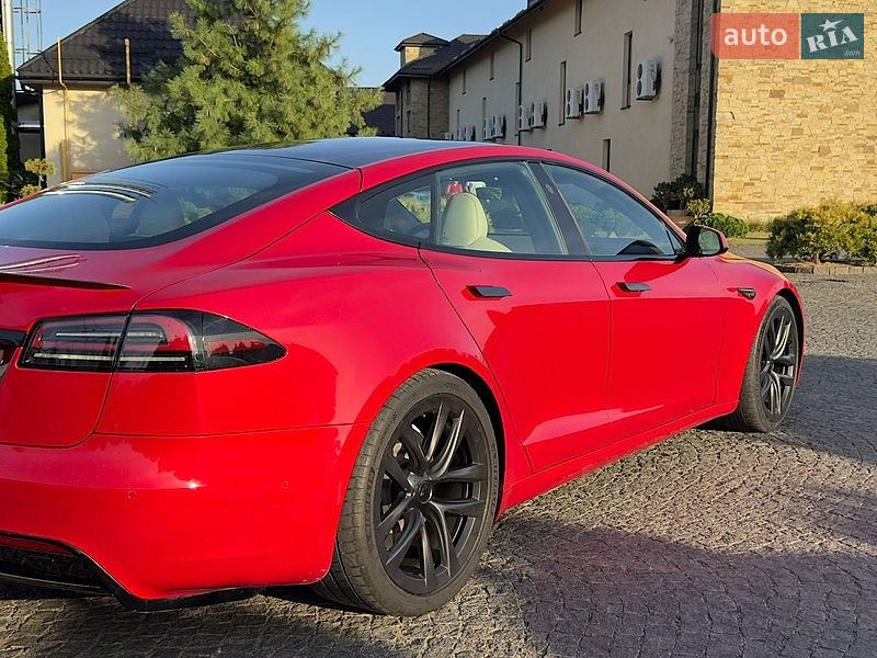Ліфтбек Tesla Model S 2022 в Жовкві