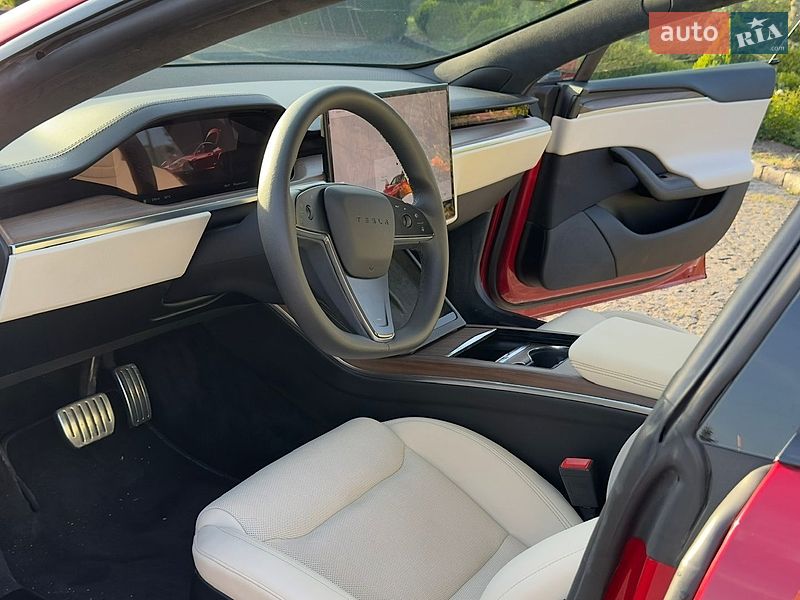 Ліфтбек Tesla Model S 2022 в Жовкві