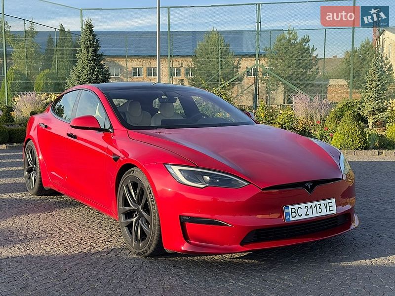 Ліфтбек Tesla Model S 2022 в Жовкві