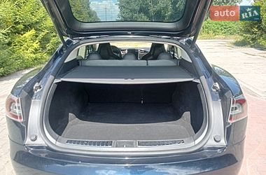 Ліфтбек Tesla Model S 2013 в Шепетівці фото 23 Ліфтбек Tesla Model S 2013 в Шепетівці