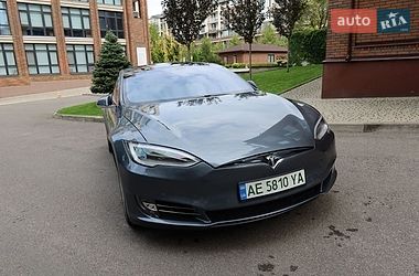 Лифтбек Tesla Model S 2014 в Днепре фото 5 Лифтбек Tesla Model S 2014 в Днепре