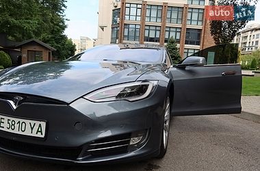 Лифтбек Tesla Model S 2014 в Днепре фото 6 Лифтбек Tesla Model S 2014 в Днепре