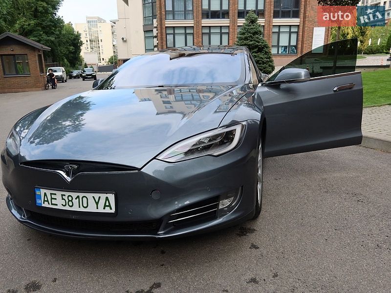 Лифтбек Tesla Model S 2014 в Днепре фото 7 Лифтбек Tesla Model S 2014 в Днепре