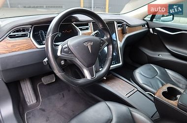 Лифтбек Tesla Model S 2014 в Днепре фото 14 Лифтбек Tesla Model S 2014 в Днепре