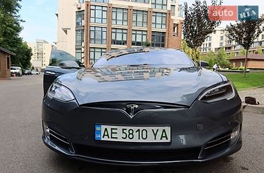 Лифтбек Tesla Model S 2014 в Днепре фото 9 Лифтбек Tesla Model S 2014 в Днепре