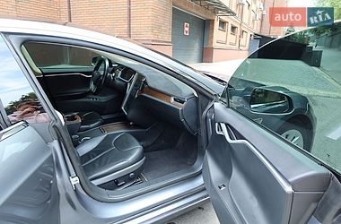 Лифтбек Tesla Model S 2014 в Днепре фото 12 Лифтбек Tesla Model S 2014 в Днепре