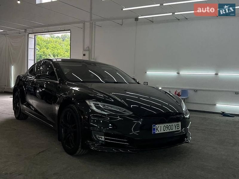 Ліфтбек Tesla Model S 2014 в Вінниці фото Ліфтбек Tesla Model S 2014 в Вінниці