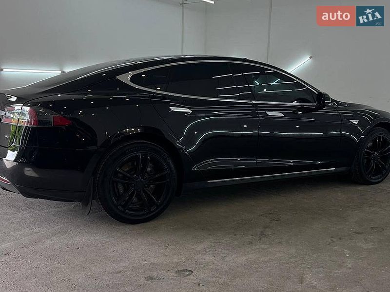 Ліфтбек Tesla Model S 2014 в Вінниці фото 7 Ліфтбек Tesla Model S 2014 в Вінниці