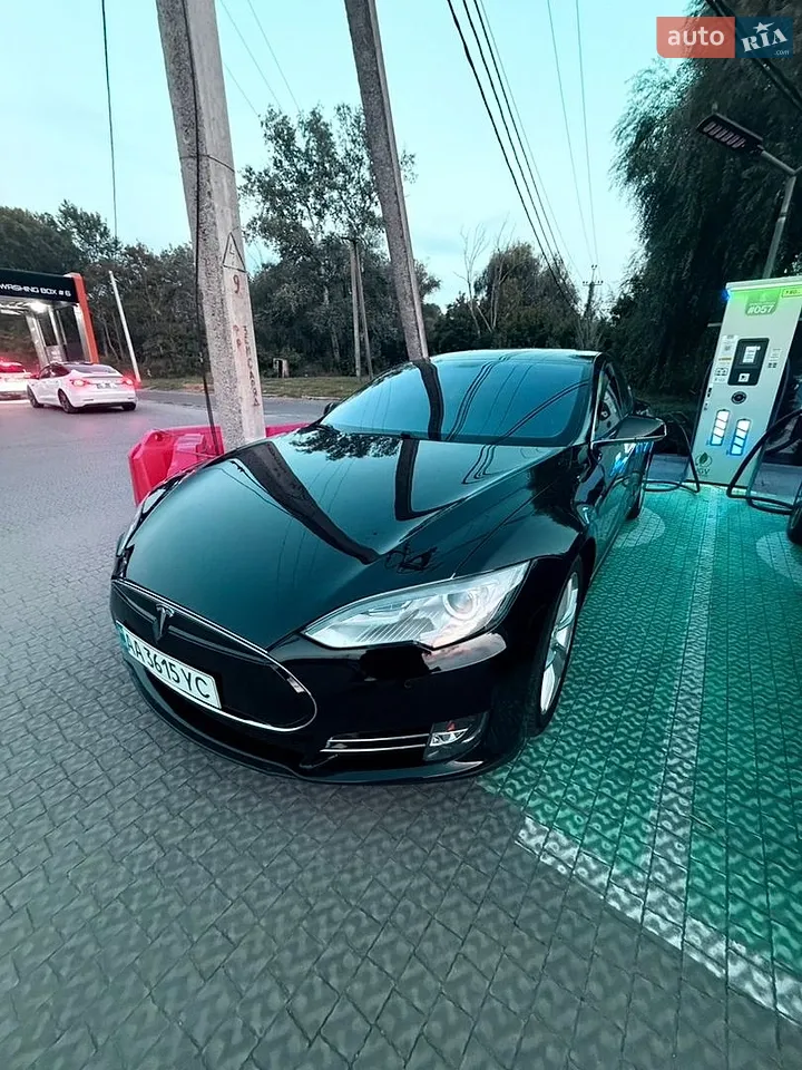 2014 Tesla Model S - мініатюра 13