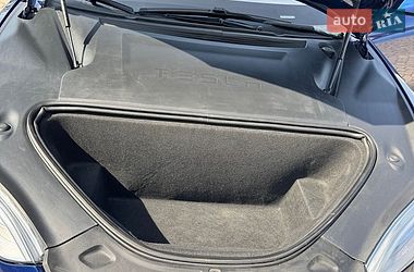Лифтбек Tesla Model S 2020 в Радехове