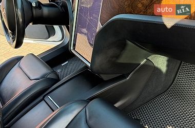 Ліфтбек Tesla Model S 2017 в Хмельницькому