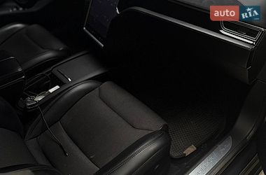 Ліфтбек Tesla Model S 2017 в Києві