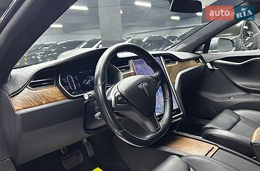 Лифтбек Tesla Model S 2020 в Черновцах