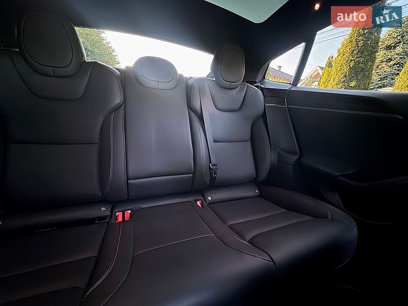Ліфтбек Tesla Model S 2022 в Києві
