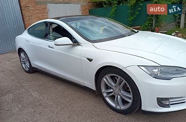 Ліфтбек Tesla Model S 2013 в Сквирі