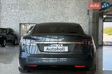 Ліфтбек Tesla Model S 2019 в Одесі