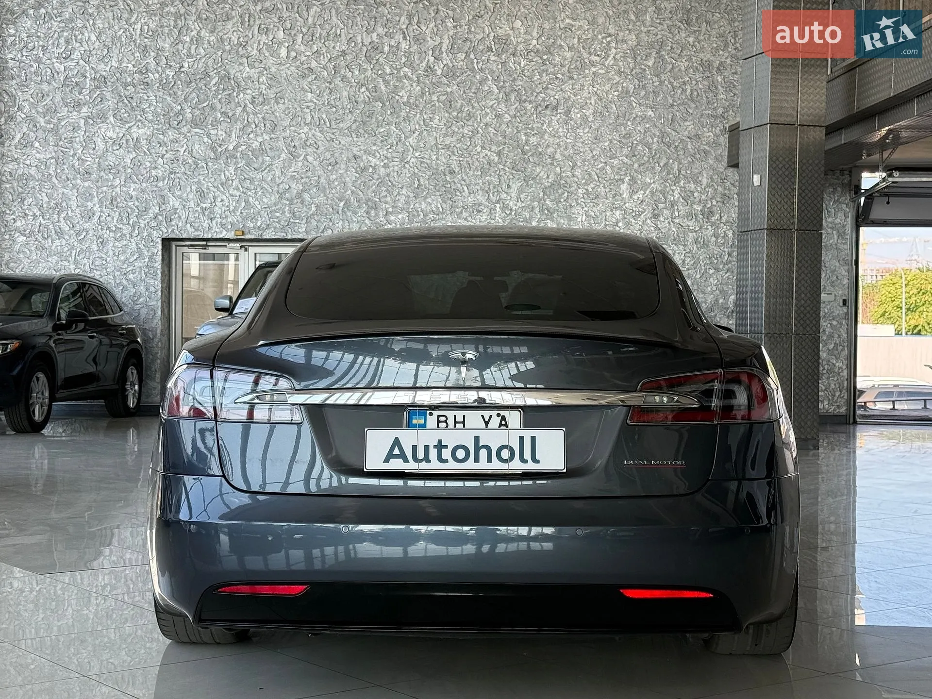 2019 Tesla Model S - мініатюра 4