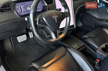Ліфтбек Tesla Model S 2019 в Одесі