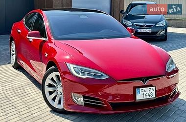 tesla model-s 2017 в Чернівці від професійного продавця Володимир