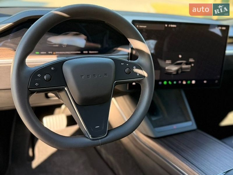 Лифтбек Tesla Model S 2023 в Умани фото 22 Лифтбек Tesla Model S 2023 в Умани