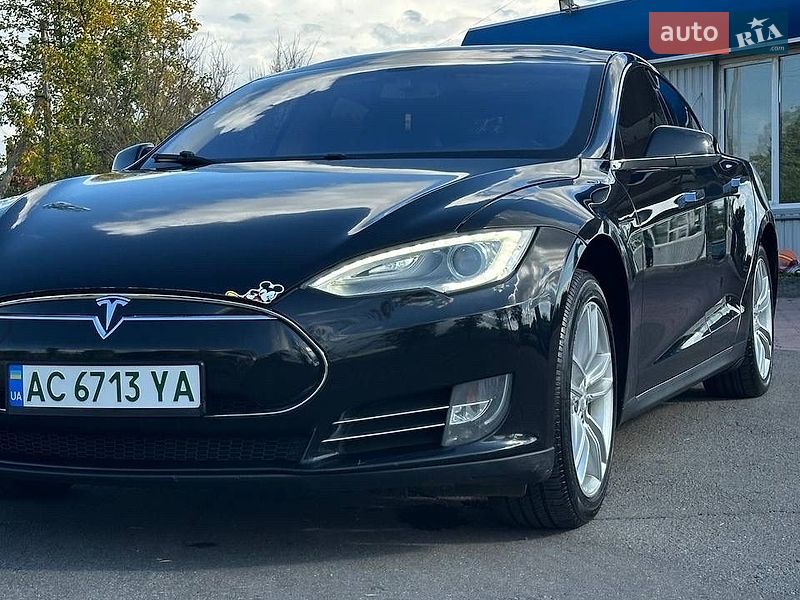 Лифтбек Tesla Model S 2013 в Владимире