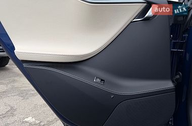 Лифтбек Tesla Model S 2018 в Киеве
