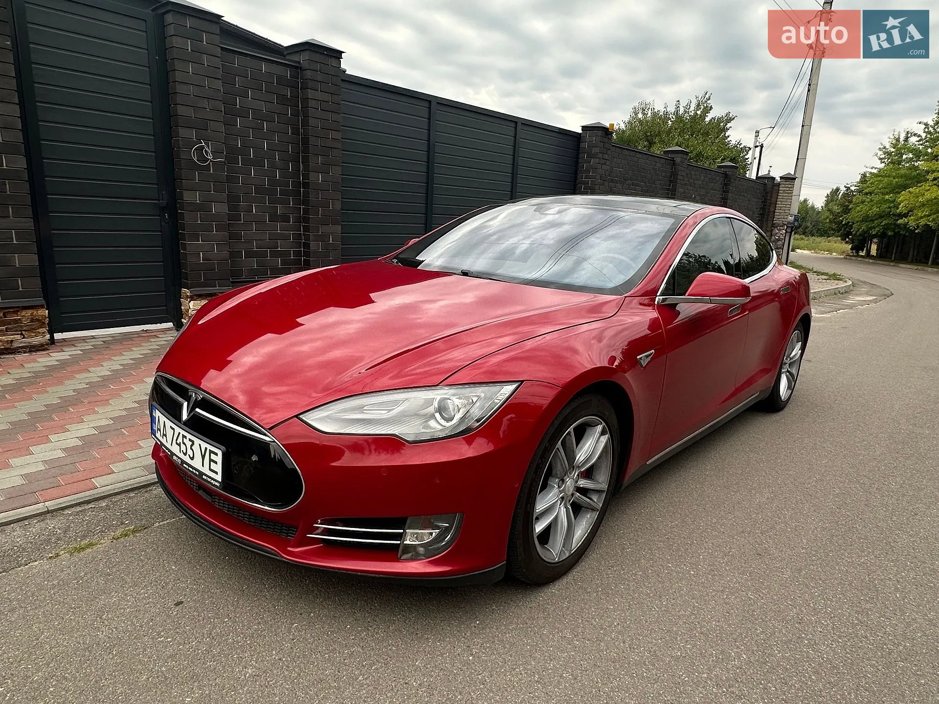 2015 Tesla Model S - мініатюра 10