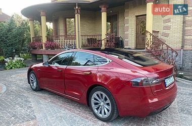 Ліфтбек Tesla Model S 2016 в Харкові