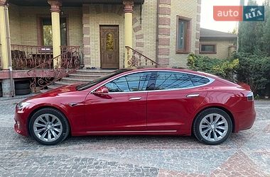 Ліфтбек Tesla Model S 2016 в Харкові
