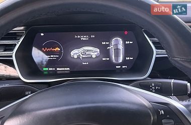 Ліфтбек Tesla Model S 2015 в Харкові
