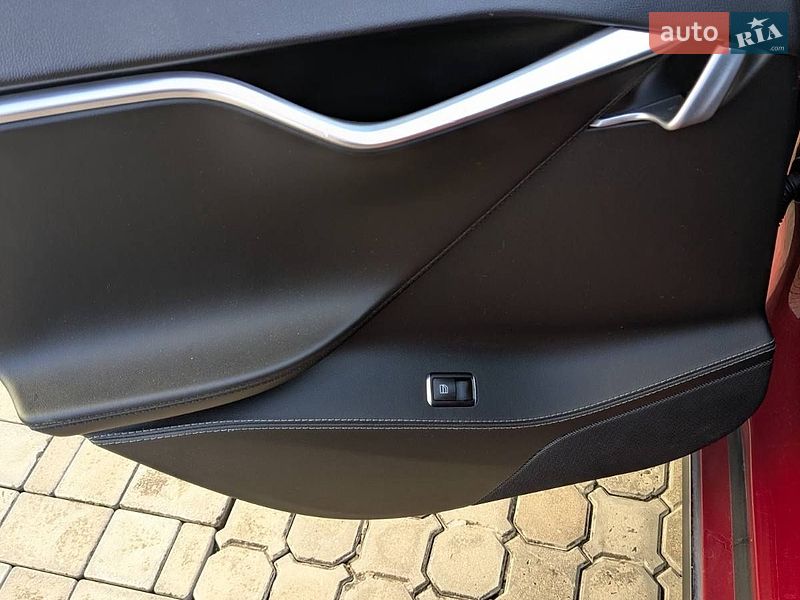 Ліфтбек Tesla Model S 2014 в Ковелі