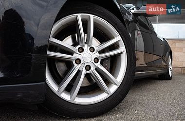 Ліфтбек Tesla Model S 2014 в Києві