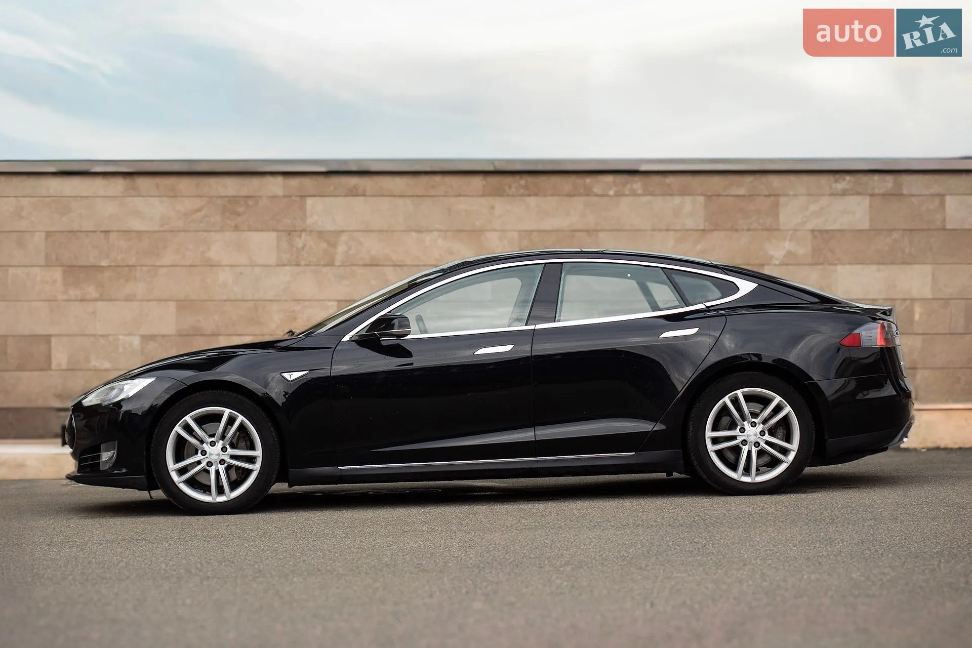 2014 Tesla Model S - мініатюра 6