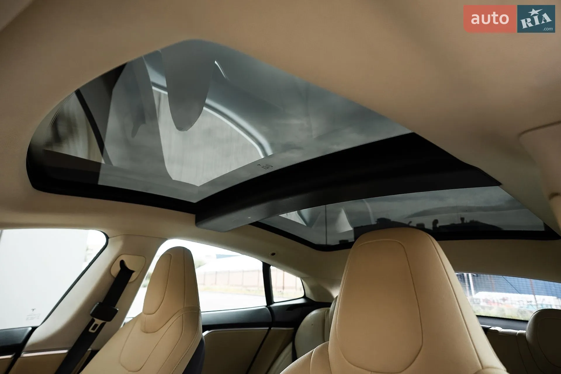 2014 Tesla Model S - мініатюра 19