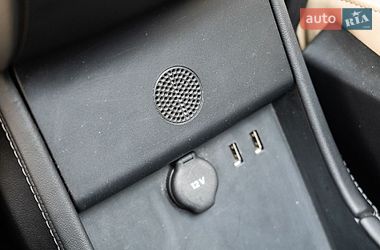 Ліфтбек Tesla Model S 2014 в Києві