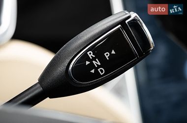 Ліфтбек Tesla Model S 2014 в Києві