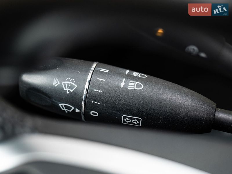 Ліфтбек Tesla Model S 2014 в Києві