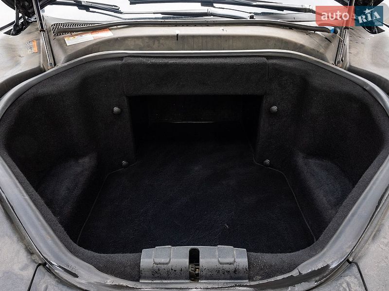 Ліфтбек Tesla Model S 2014 в Києві
