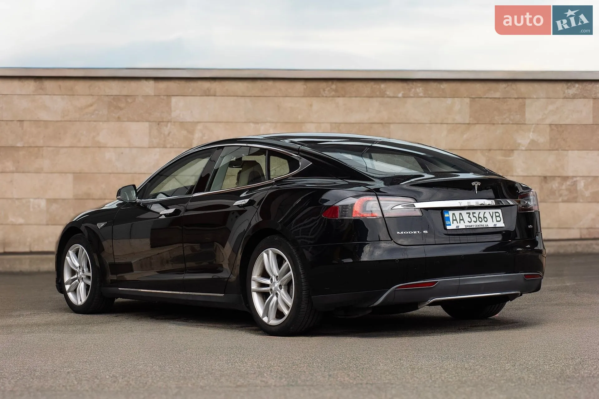 2014 Tesla Model S - мініатюра 5