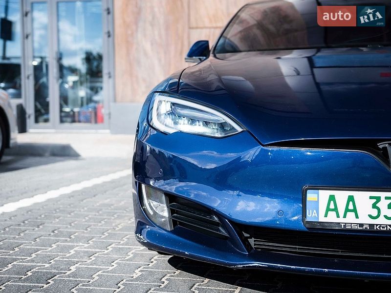Ліфтбек Tesla Model S 2015 в Києві фото 3 Ліфтбек Tesla Model S 2015 в Києві