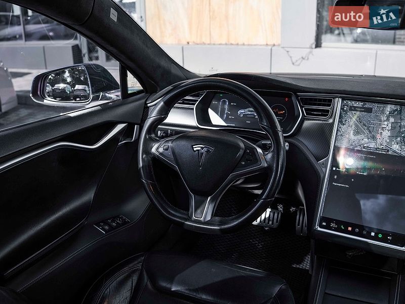 Ліфтбек Tesla Model S 2015 в Києві фото 14 Ліфтбек Tesla Model S 2015 в Києві
