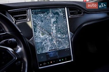 Ліфтбек Tesla Model S 2015 в Києві фото 20 Ліфтбек Tesla Model S 2015 в Києві