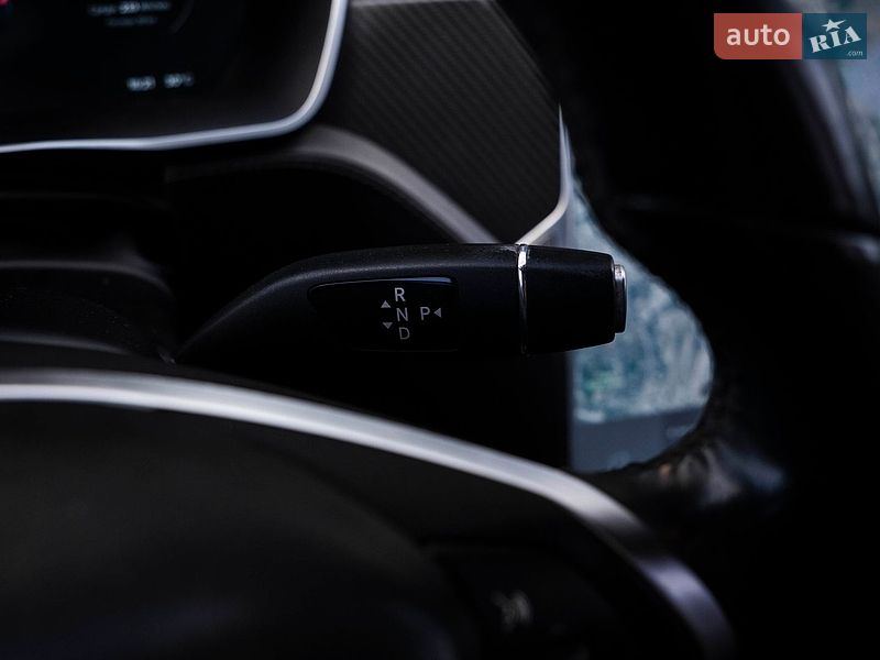 Ліфтбек Tesla Model S 2015 в Києві фото 22 Ліфтбек Tesla Model S 2015 в Києві